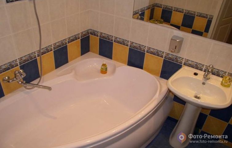 Ванная комната в белых тонах